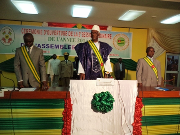 Togo : la 2ème session ordinaire de 2014 du Parlement a été entamée