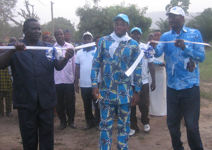 Cadeau de campagne à Amou-Oblo : Mey Gnassingbé offre l’électricité au Lycée