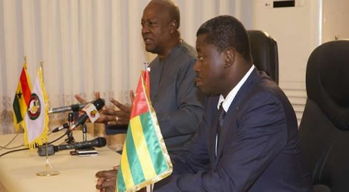 Présidentielle 2015 au Togo : John Mahama devant la presse