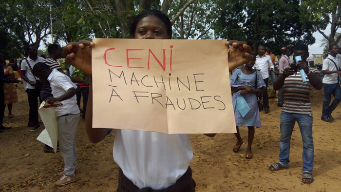 Togo : Manifestation spontanée ce matin au siège de la CENI