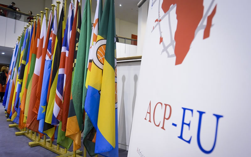 La consolidation des relations ACP-UE se décide à Lomé