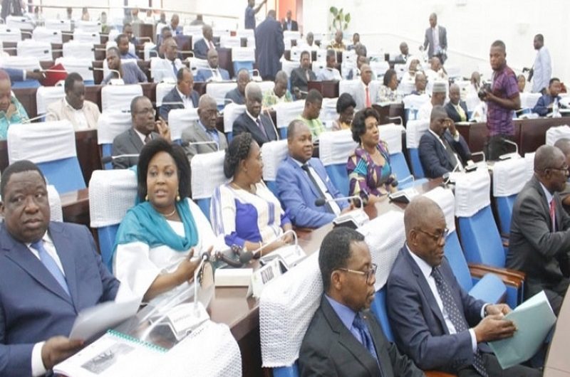 Togo: les reformes constitutionnelles adoptées par la 6è législature.