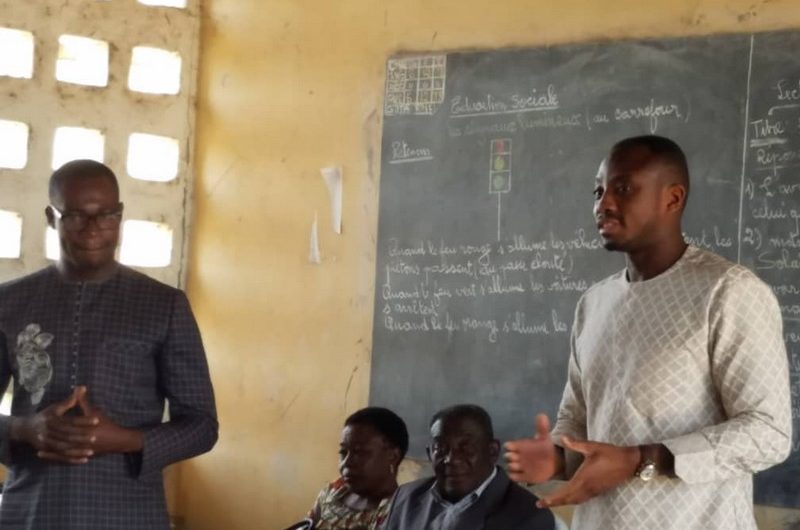 Togo/Amou : Mey Gnassingbé fait don de matériels et sonne la mobilisation préélectorale autour du candidat de l’UNIR